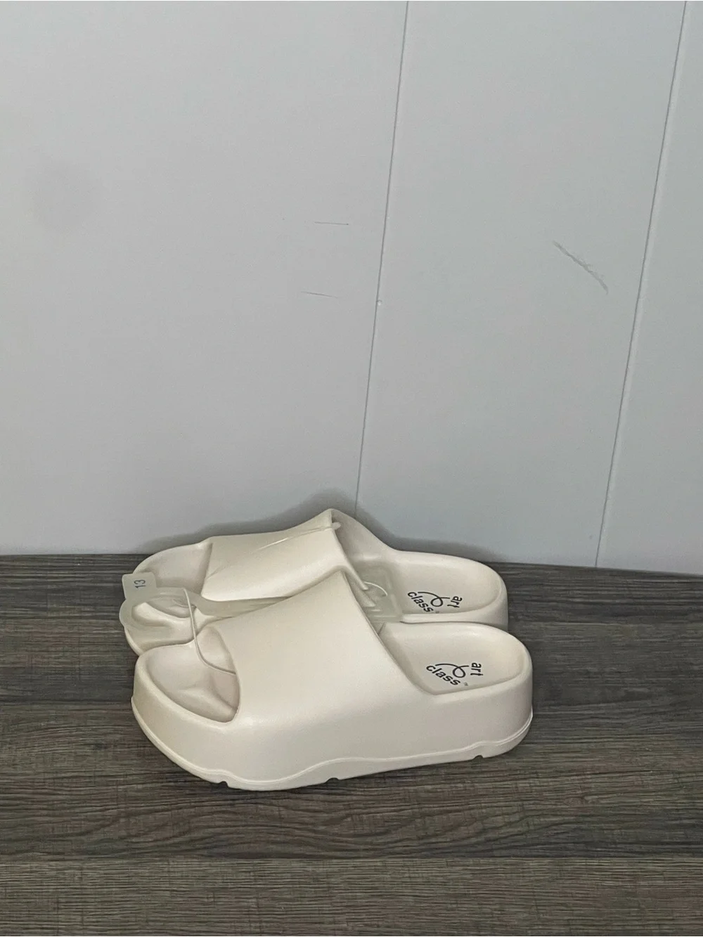 art class Cream Slide Sandals for Kids